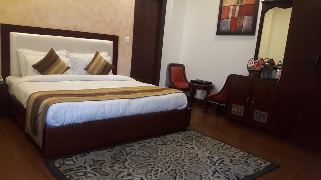 Hotel Southgate Шимла Экстерьер фото